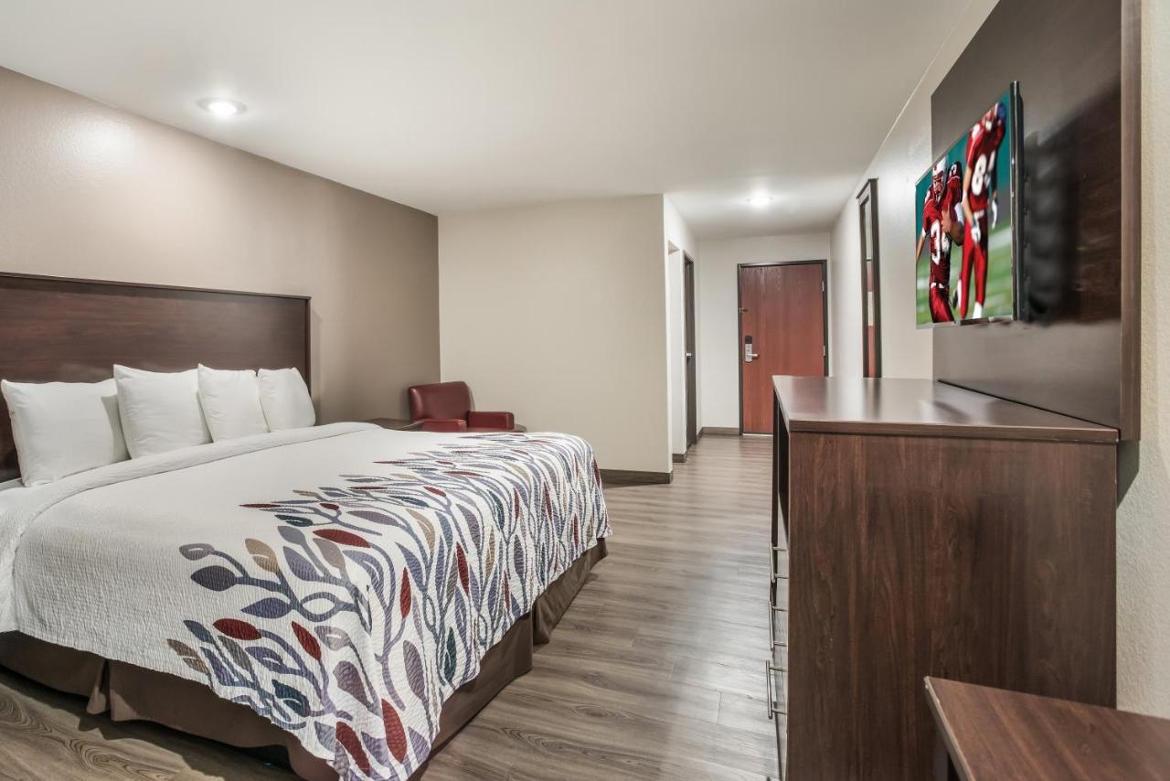 Red Roof Inn & Suites Lake Charles Exteriör bild